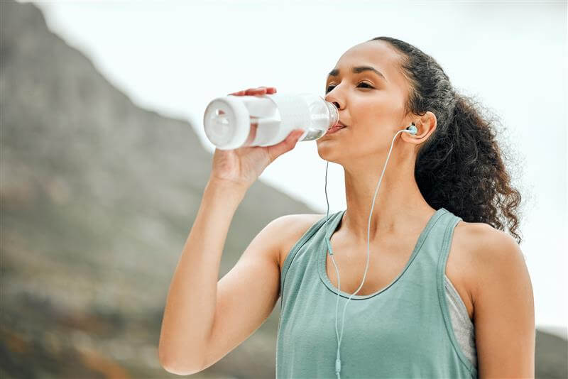 Dehydration: Signs, Prevention and Treatment